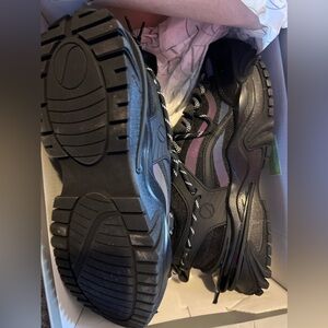 Brand new, never worn!